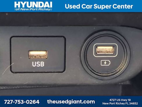 Used 2022 Hyundai Elantra SEL FWD image 20