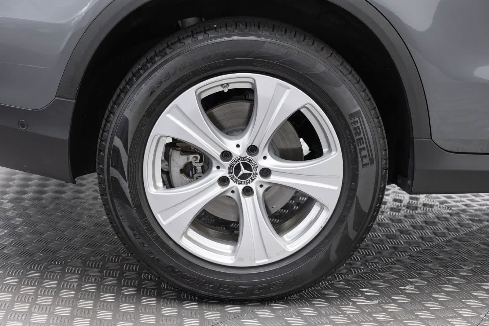 Used 2018 Mercedes-Benz GLC 300 4MATIC image 49