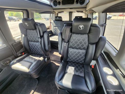 Used 2023 Chevrolet Express 2500 image 50