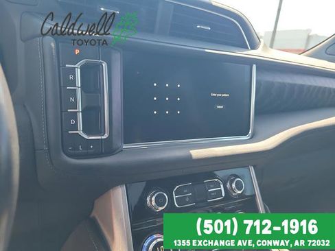 Used 2024 GMC Yukon XL Denali w/ Denali Reserve Package AWD/4WD image 17