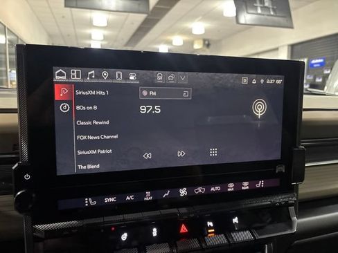 Used 2026 GMC Hummer EV SUV AWD/4WD image 26