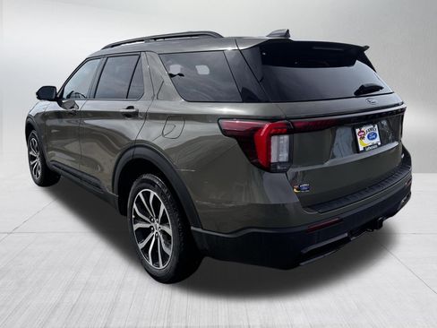 New 2026 Ford Explorer ST-Line AWD/4WD image 3