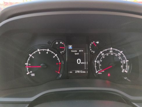 Certified 2023 Toyota 4Runner 40th Anniversary SE image 15