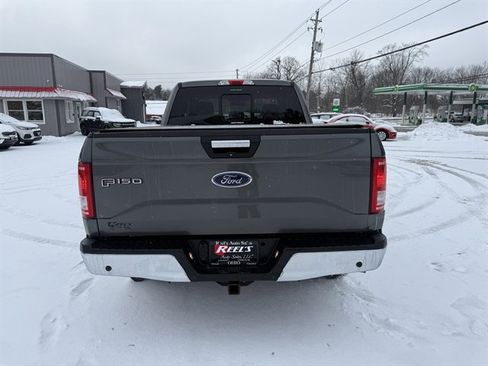 Used 2015 Ford F150 XLT w/ Equipment Group 302A Luxury image 18