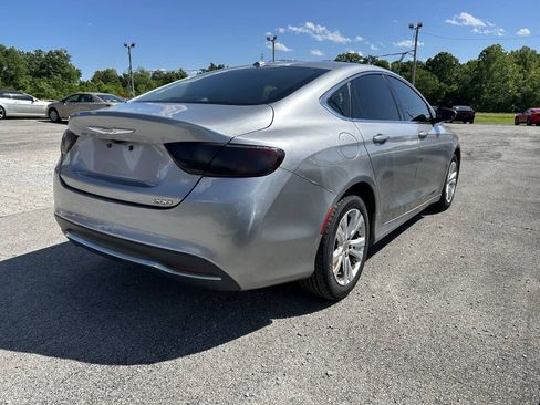 Used 2015 Chrysler 200 Limited w/ Convenience Group FWD image 6