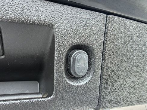 Used 2018 GMC Yukon XL Denali w/ Denali Ultimate Package image 29