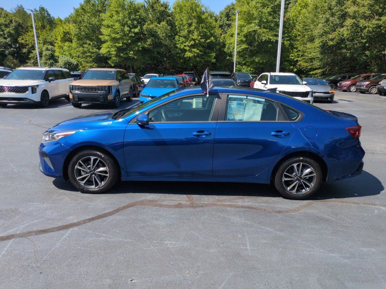 Certified 2024 Kia Forte LXS FWD image 4