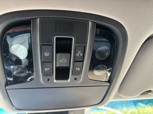 Used 2019 Kia Sorento EX w/ EX Touring Package AWD/4WD image 29