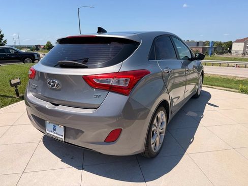 Used 2015 Hyundai Elantra GT w/ Option Group 03 FWD image 8