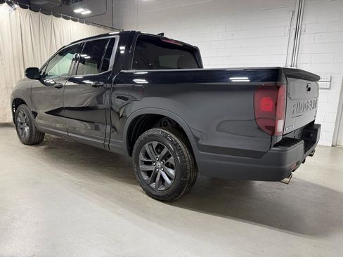 Used 2024 Honda Ridgeline Sport image 5