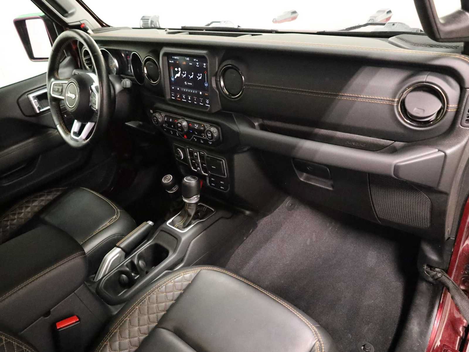 Used 2021 Jeep Wrangler Unlimited Sahara AWD/4WD image 6