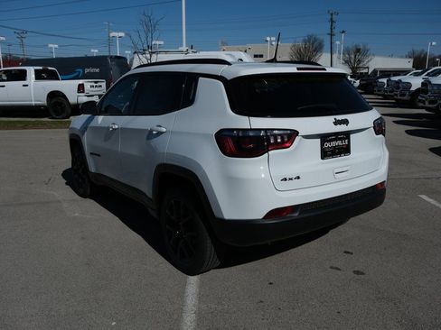 New 2026 Jeep Compass Latitude AWD/4WD image 10