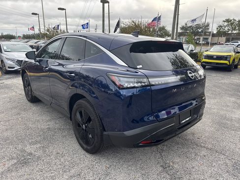 Certified 2025 Nissan Murano SV image 7