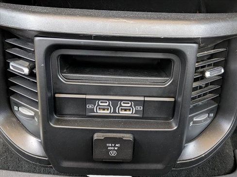 Used 2021 RAM 1500 Laramie w/ Off Road Group AWD/4WD image 16