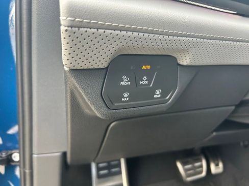 New 2026 Volkswagen Atlas Cross Sport SEL R-Line image 58