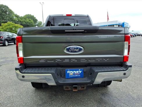 Used 2018 Ford F250 Lariat w/ Lariat Ultimate Package AWD/4WD image 4
