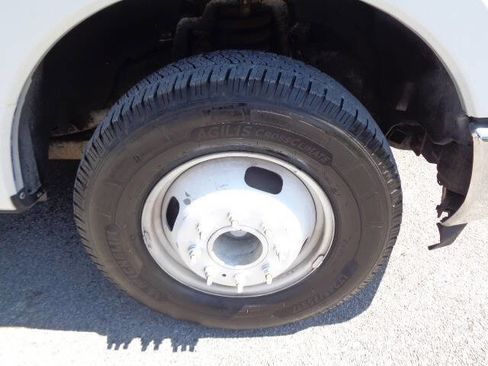 Used 2017 Ford F350 XL w/ Power Equipment Group image 40