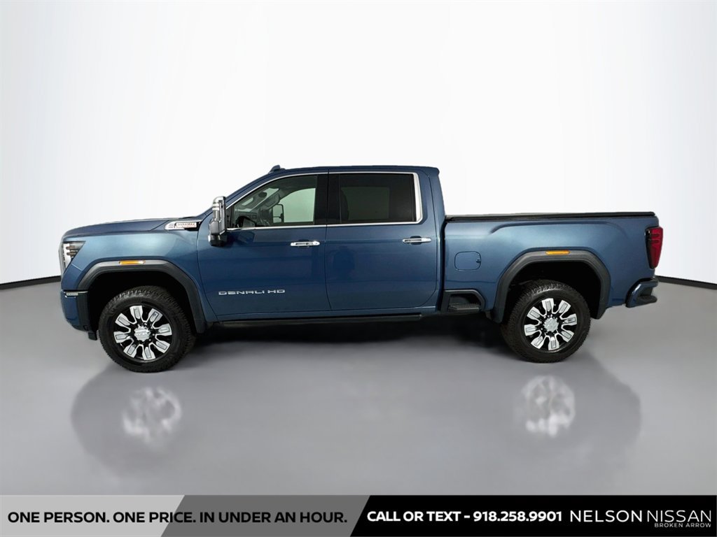 Used 2024 GMC Sierra 2500 Denali w/ Technology Package AWD/4WD image 8