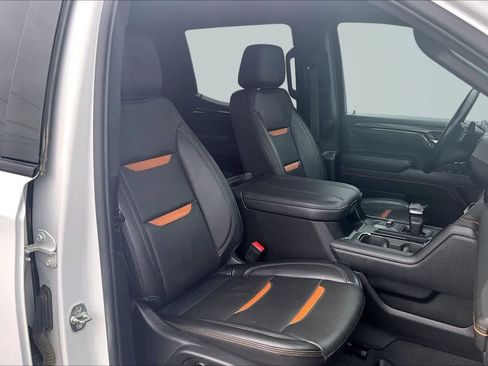 Used 2025 GMC Sierra 1500 AT4 w/ Technology Package image 14