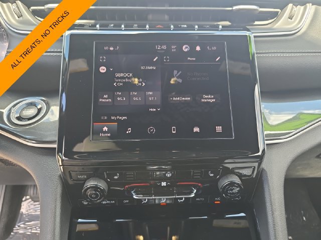 Used 2022 Jeep Grand Cherokee Altitude AWD/4WD image 17
