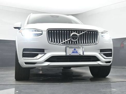 Used 2024 Volvo XC90 T8 Ultimate w/ Lounge Package AWD/4WD image 11