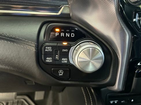 Used 2019 RAM 1500 Limited AWD/4WD image 9