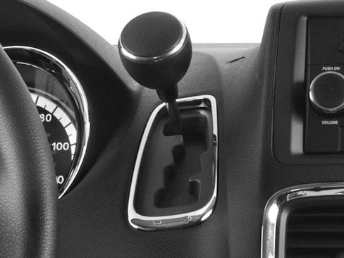 Used 2017 Dodge Grand Caravan GT FWD image 13