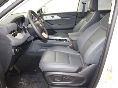 New 2026 Ford Explorer Active image 21