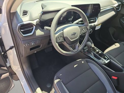 New 2026 Chevrolet TrailBlazer LT w/ Midnight Edition FWD image 20