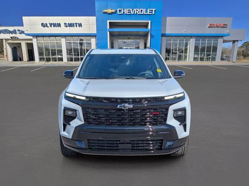 New 2026 Chevrolet Traverse RS image 2