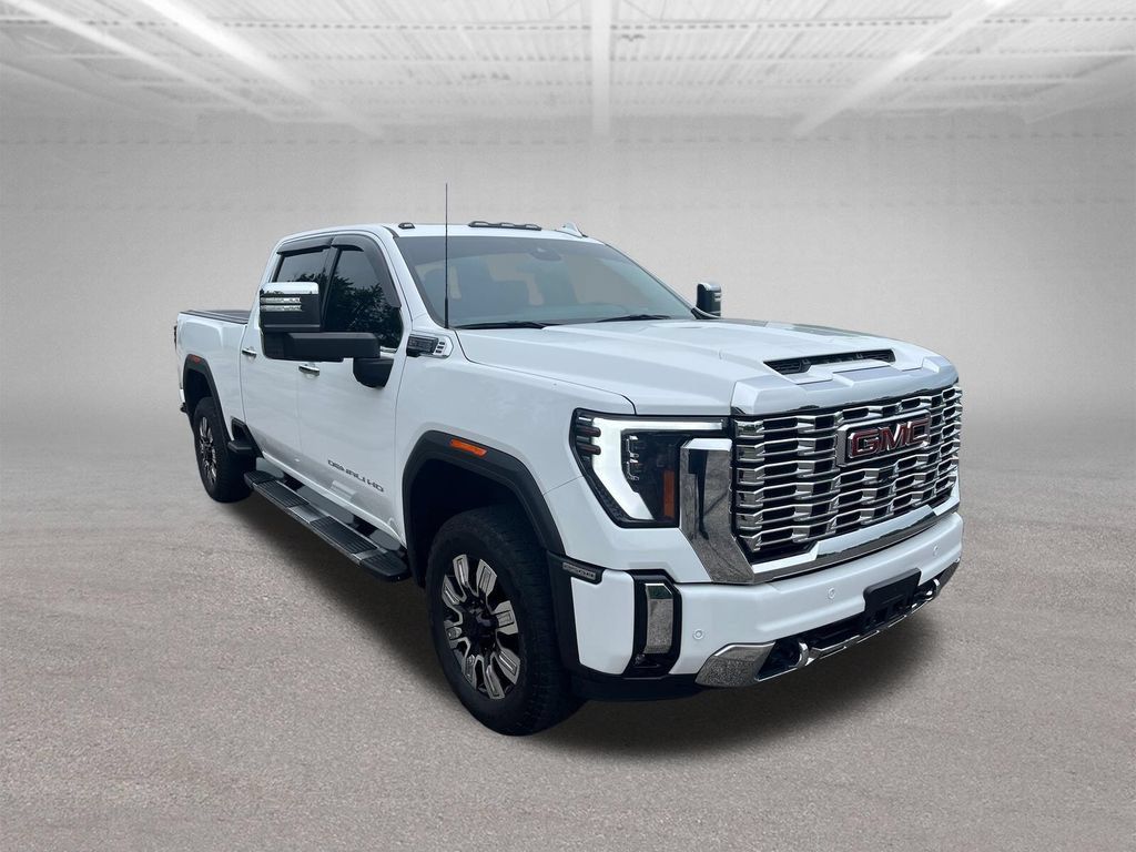 Used 2024 GMC Sierra 2500 Denali w/ Denali Reserve Package AWD/4WD image 7