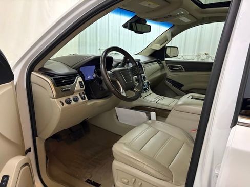 Used 2018 GMC Yukon XL Denali AWD/4WD image 33