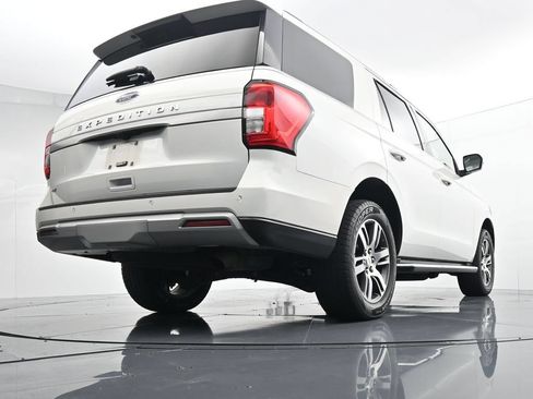 Used 2023 Ford Expedition XLT AWD/4WD image 34