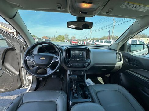 Used 2017 Chevrolet Colorado W/T w/ WT Convenience Package image 10
