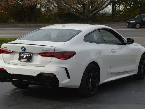 Used 2026 BMW 430i xDrive Coupe w/ M Sport Package image 11