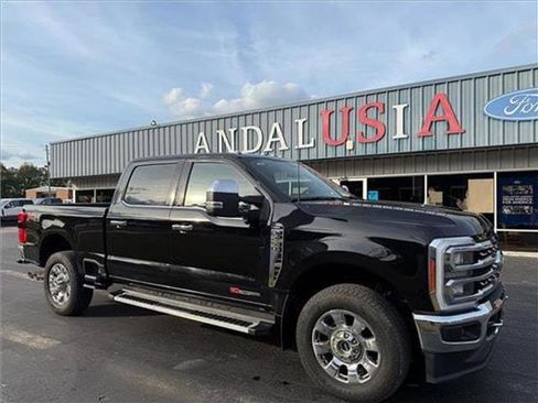 Used 2023 Ford F250 Lariat w/ Chrome Package image 27