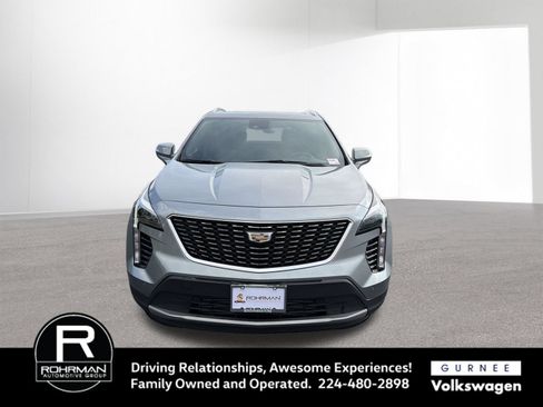 Used 2023 Cadillac XT4 Premium Luxury w/ Cold Weather Package AWD/4WD image 3