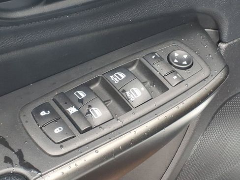 Used 2022 Jeep Cherokee Trailhawk w/ Sun, Sound & Nav Group AWD/4WD image 14