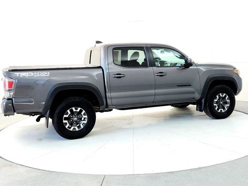 Used 2023 Toyota Tacoma TRD Off-Road image 6