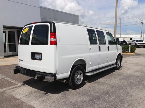 Used 2025 Chevrolet Express 2500 w/ Driver Convenience Package RWD image 15
