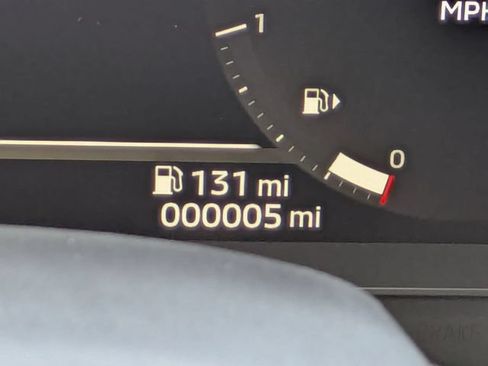 New 2026 Mitsubishi Outlander SEL FWD image 32