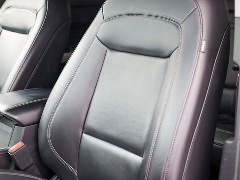 Certified 2023 Ford Explorer XLT w/ Equipment Group 202A image 35