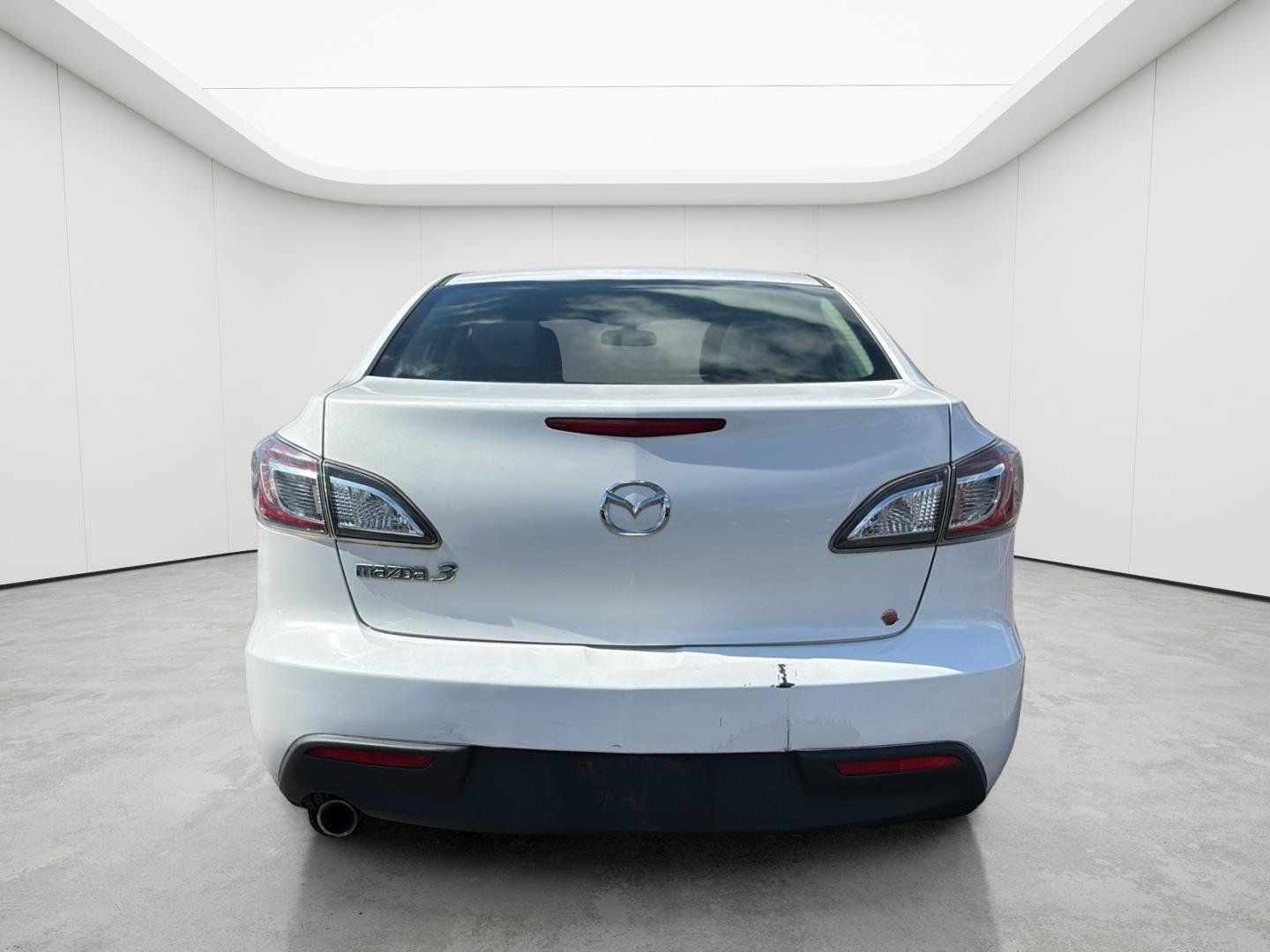 Used 2011 MAZDA MAZDA3 i Touring FWD image 11