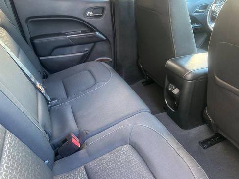 Certified 2022 GMC Canyon Elevation w/ Trailering Package image 18