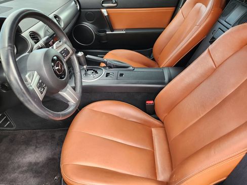 Used 2008 MAZDA MX-5 Miata Grand Touring w/ Premium Pkg RWD image 16