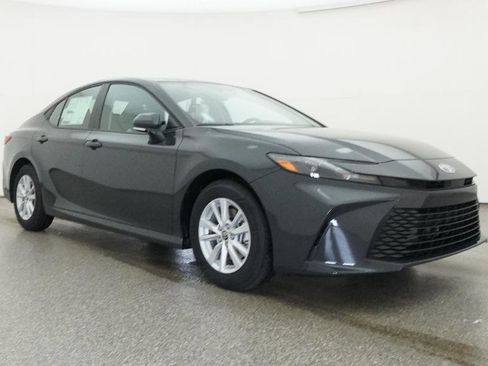 New 2026 Toyota Camry LE FWD image 27