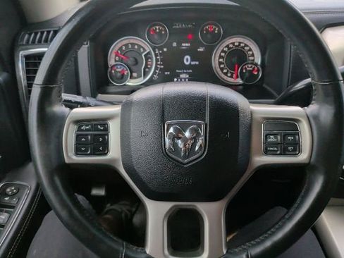 Used 2015 RAM 2500 Laramie w/ Convenience Group AWD/4WD image 28