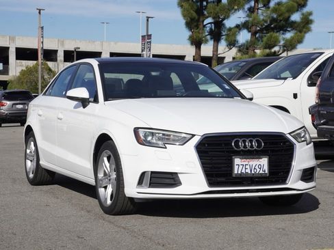 Used 2017 Audi A3 2.0T Premium w/ Convenience Package image 2