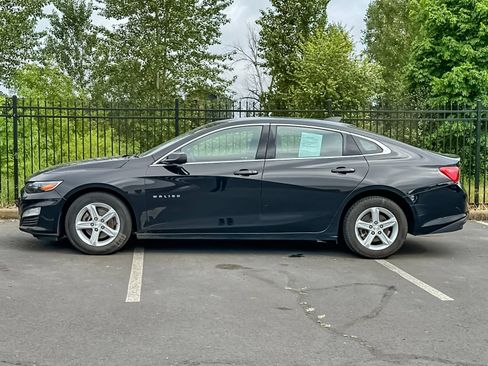Used 2020 Chevrolet Malibu LS w/ Driver Confidence Package II FWD image 6