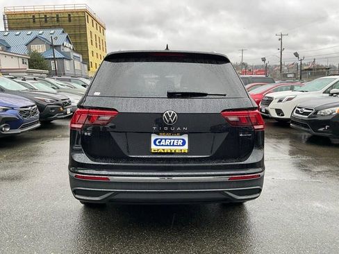 Used 2022 Volkswagen Tiguan SE image 7